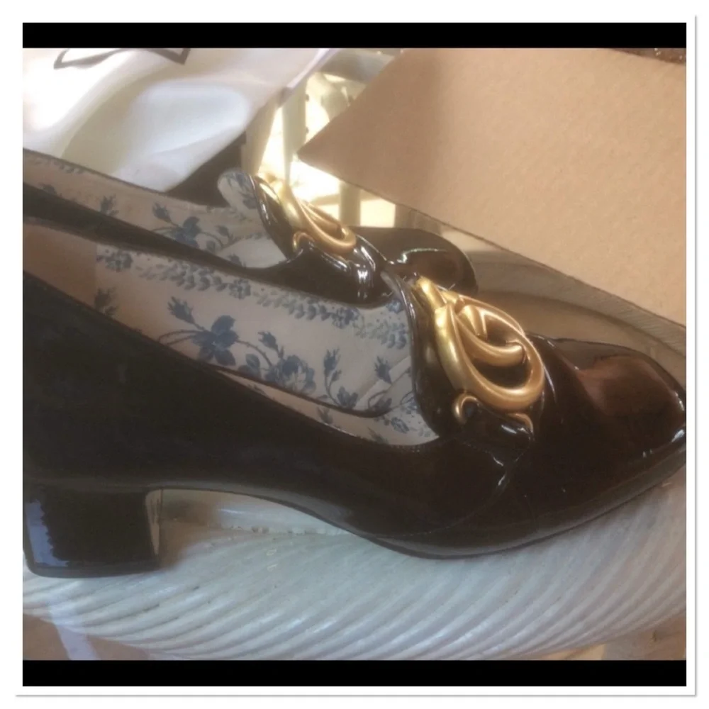 Gucci Double G Logo Victoire Patent Leather Low Block Heel size 35(5) - Picture 4 of 11